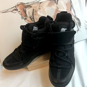 New! Women's Out N About Sport Wedge Sneakers Size 6.5